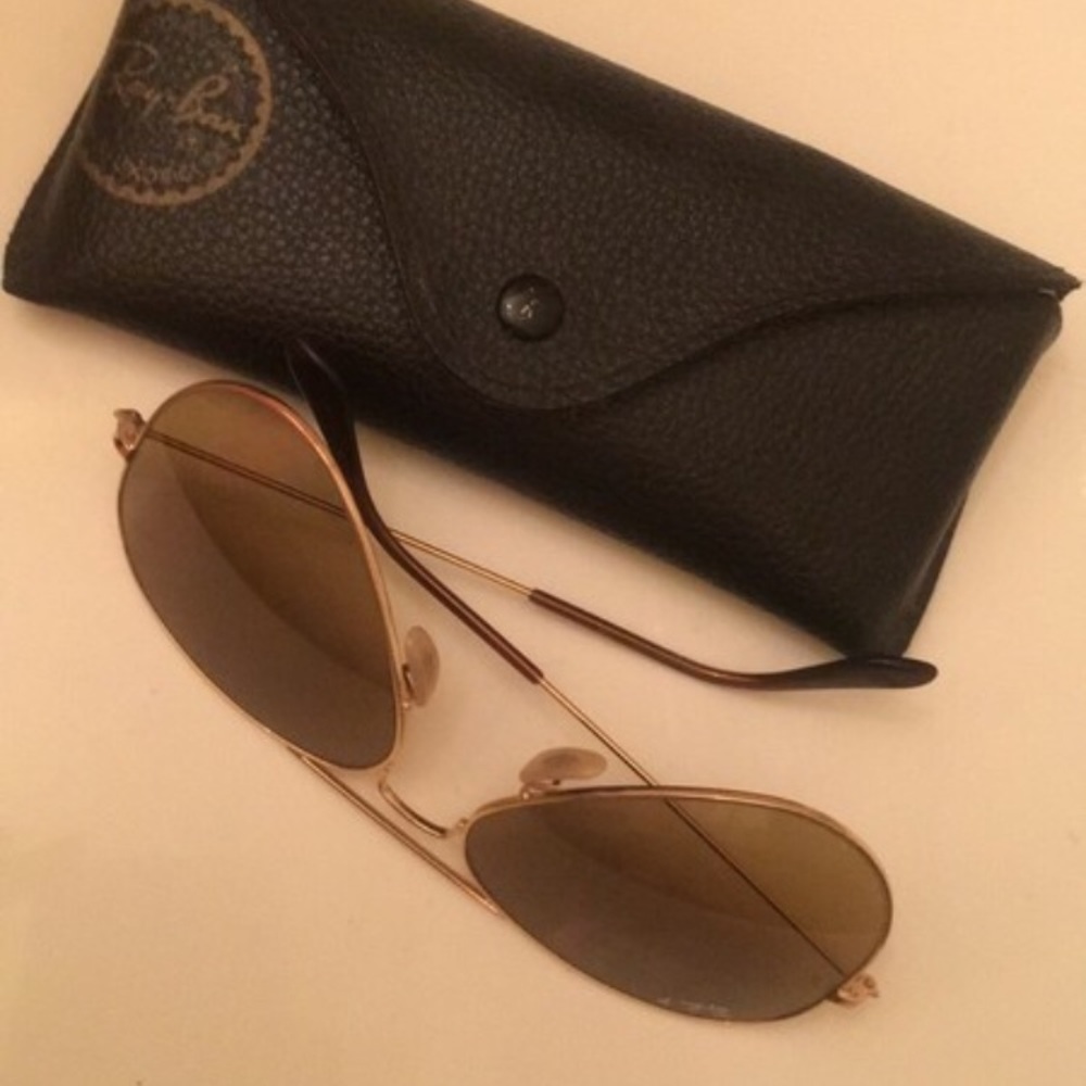 Classic brown polarized rayban aviators